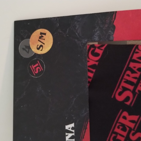 Stranger things pet bandana - Picture 2 of 4